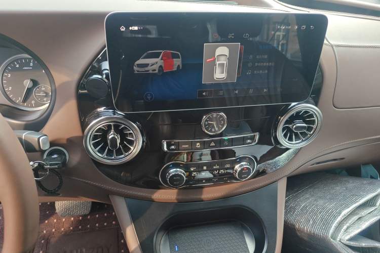 Used Mercedes-Benz Vito 2021 2.0T Business Version 7 Seats