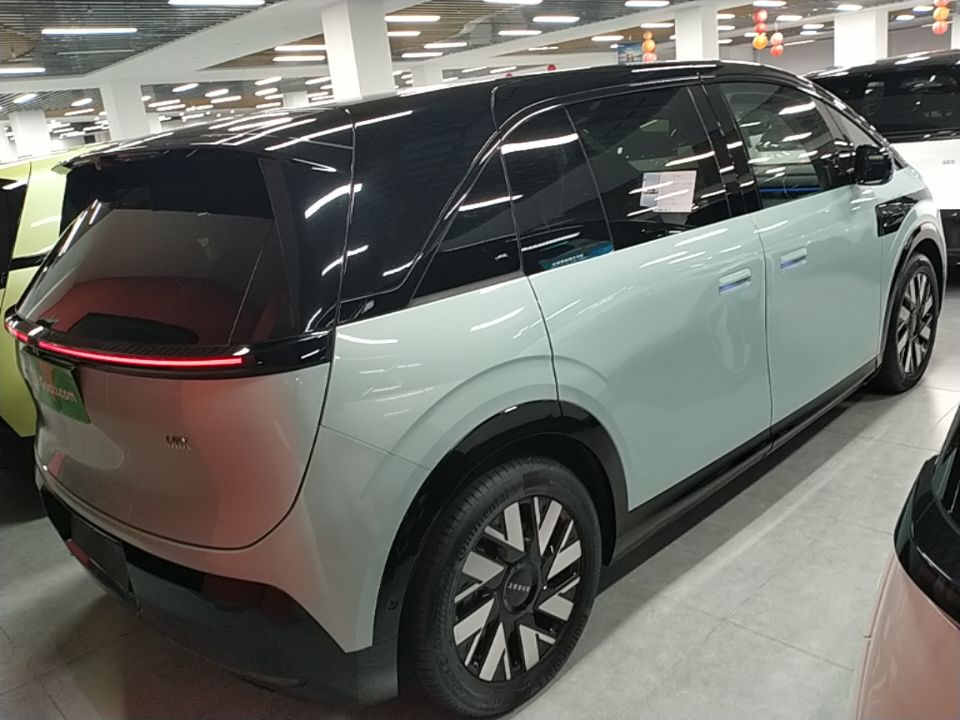 Zeekr MIX 2025 Intelligent Driving Version — снимка 6