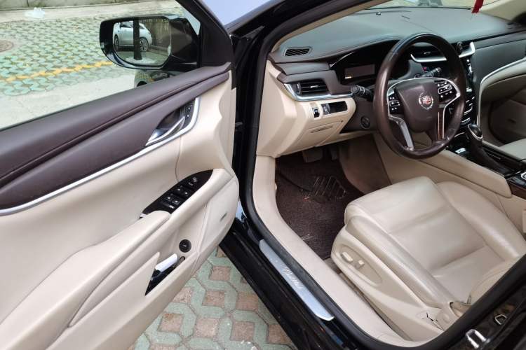 Used Cadillac XTS 2015 28T Comfort Model