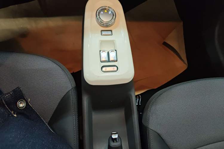 Used CHANGAN NEVO Lumin 2022 210km Sweet Edition
