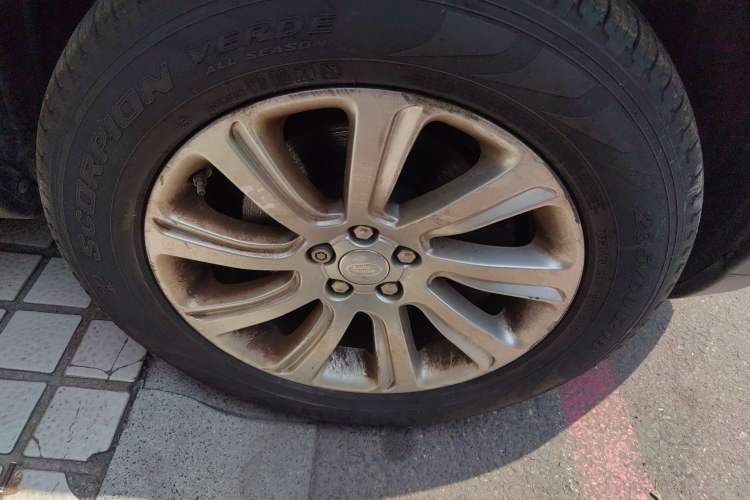 Used Land Rover Discovery Sport 2016 2.0T SE Exterior 7