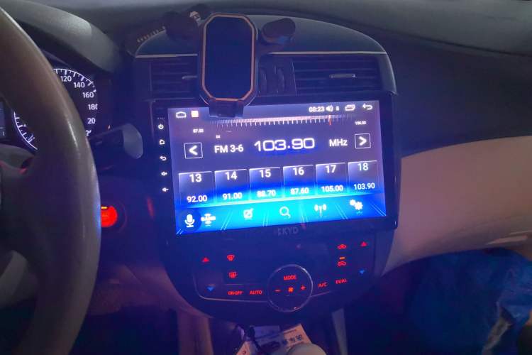 Used Nissan Tiida 2011 1.6L CVT Smart Version Audio And AC Panel