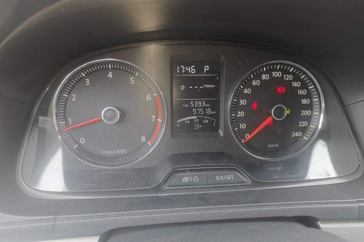 Used Volkswagen Lavida 2013 1.4TSI DSG Comfort Edition