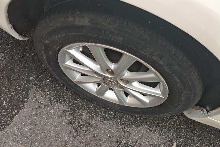 Used Toyota Camry 2013 200G Classic Luxury Edition Right Rear Wheel Hub