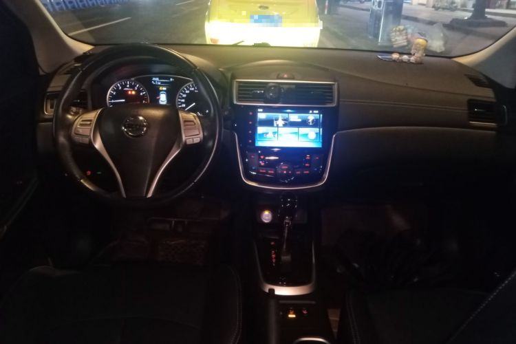 Used Nissan Tiida 2019 1.6L CVT ZhiZun Edition China VI standard