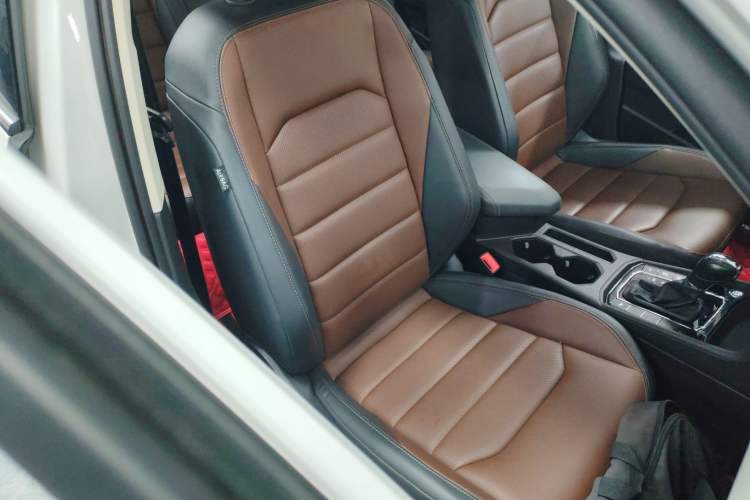 Used Volkswagen Lavida 2022 280TSI DSG Luxury Edition
