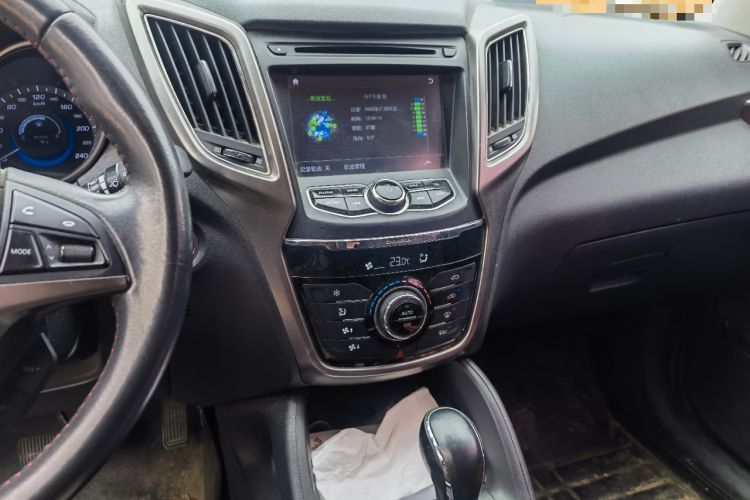 Used Changan CS75 2014 1.8T Automatic Elite Model China IV Standard
