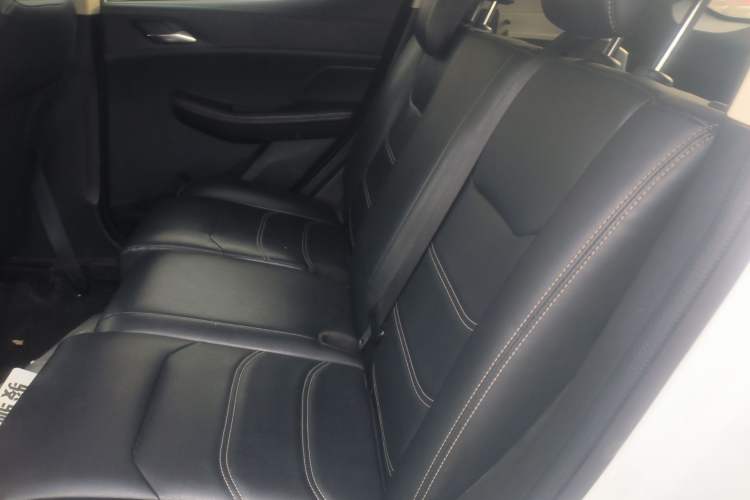 Used BYD Yuan New Energy 2019 EV360 Smart Connect Luxurious Model Left Rear Seat