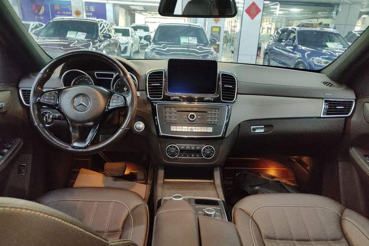 Used Mercedes-Benz GLE 2019 GLE 320 4MATIC Luxury Collection Edition