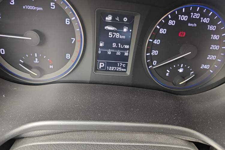 Used Hyundai Mistra 2014 1.8L Automatic Smart GLS