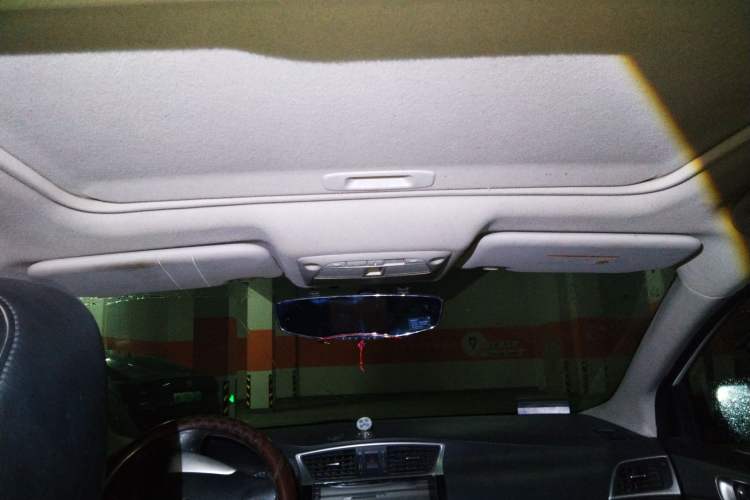 Used Nissan Sylphy 2014 1.6XV CVT Deluxe Edition Headliner