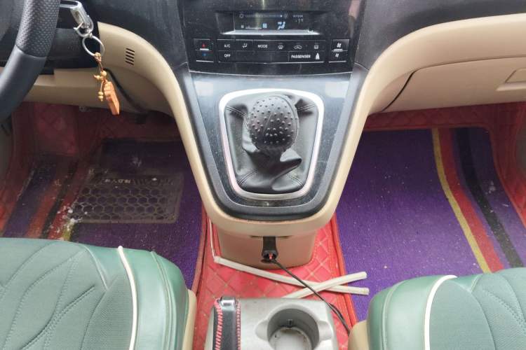 Used Haval H6 2011 2.0L Manual Two-Wheel Drive Elite Version