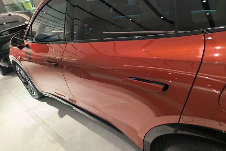 Used ONVO L60 2024 60 kWh Rear-Drive Version