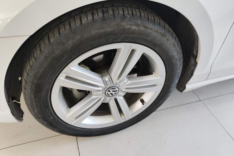 Used Volkswagen Lamando 2015 280TSI DSG Comfort Edition