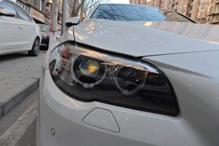 Used BMW 5 Series 2014 525Li Luxury Design Package Right Front Headlight