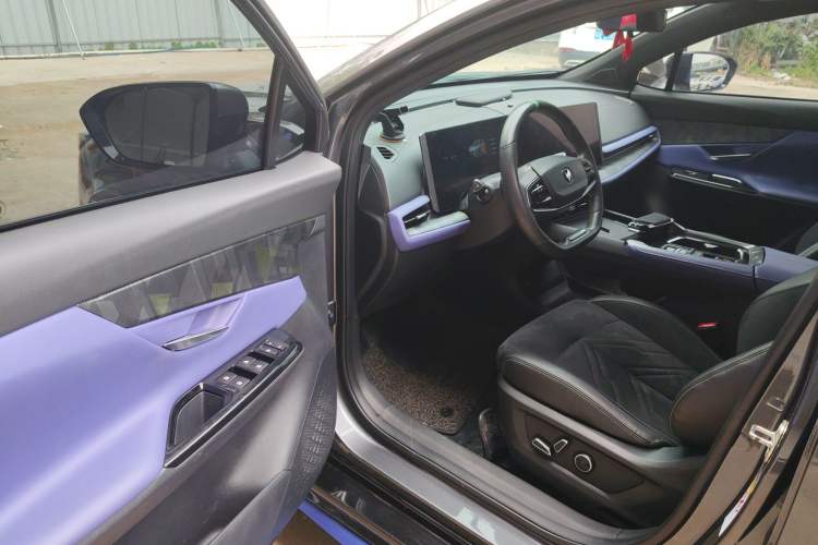 Used CHANGAN UNI-T 2023 2nd Generation 1.5T Sport Edition Flagship Version Driver Seat