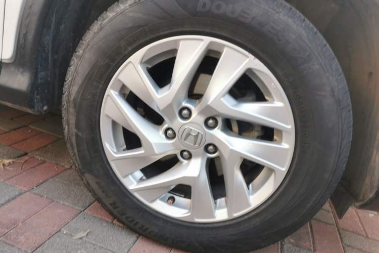 Used Honda CR-V 2015 2.4L two-wheel drive luxury version
