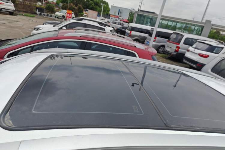 Used Soueast DX7 2017 1.5T Automatic Luxury Model
