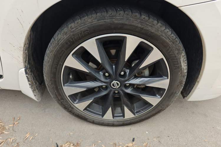 Used Nissan Lannia 2019 1.6L CVT Smart Connect Smart Cool Version China VI Standard
