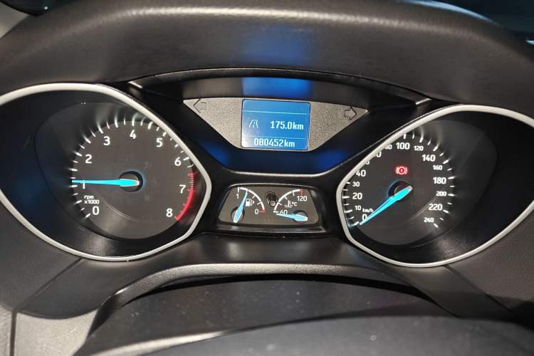 Used Ford Focus 2017 Hatchback 1.6L Manual Comfort Plus SmartDrive Edition
