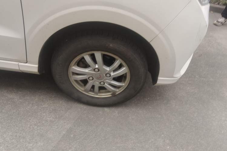 Used Wuling Hongguang 2019 1.5L S Comfort Edition China VI LAR