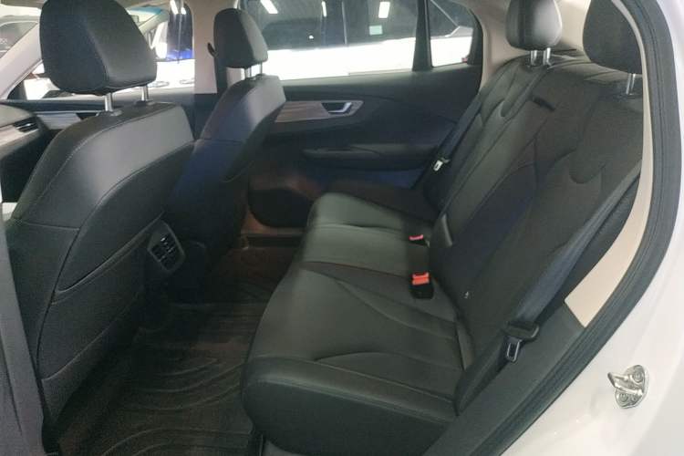 Used Hongqi E-QM5 2025 500km Range Commuter Version
