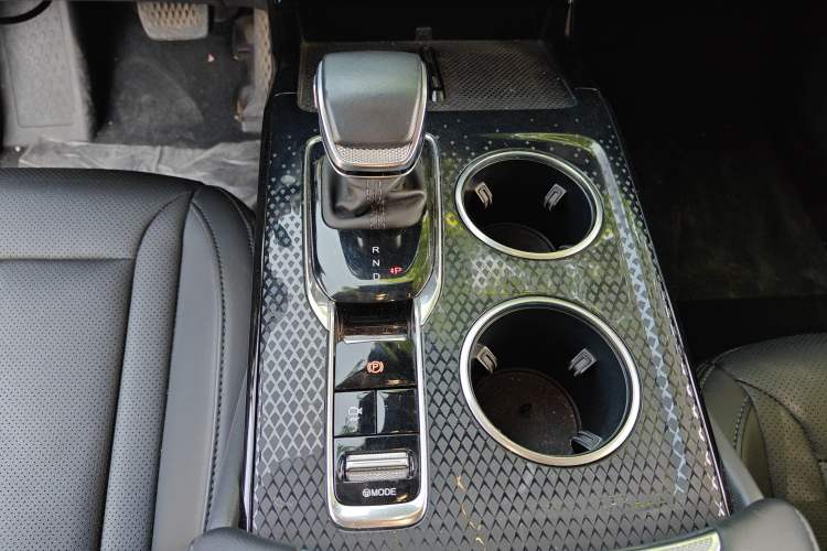 Used Hongqi HS3 PHEV 2024 PHEV 115km Jingwei Edition
