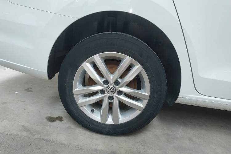 Used Volkswagen Jetta 2019 Dream Edition 1.4L Manual Fashion Version
