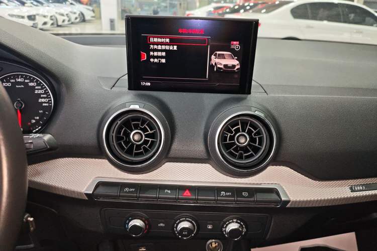 Used Audi Q2L 2020 35 TFSI Ambition Dynamic Edition
