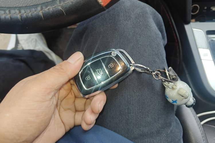 Used Hyundai Elantra (6th Generation / Lingdong) 2016 1.6L Automatic ZhiXuan – Elite Version Vehicle Key