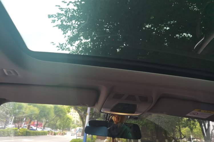 Used BMW X1 2019 sDrive18Li Premium Edition Headliner