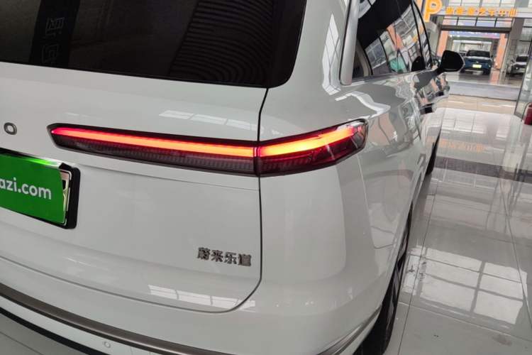 Used ONVO Luxeed L90 2025 Model—Ultra Six-Seater Version Right Rear Taillight