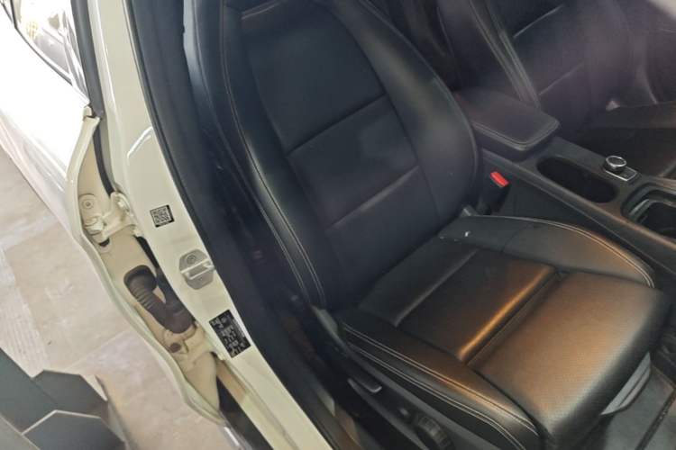 Used Mercedes-Benz GLA 2017 GLA 200 Fashion Model
