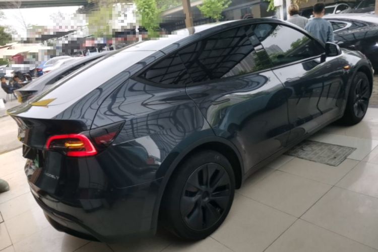 Used Tesla Model Y 2024 Rear-Wheel-Drive Version Rear Right 45 Deg