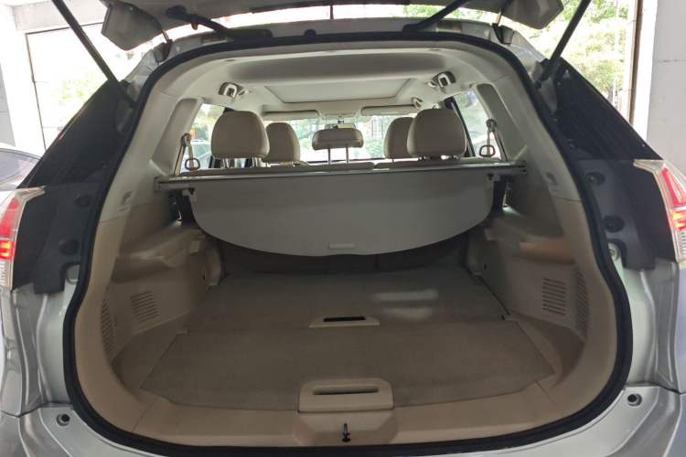 Used Nissan X-Trail 2014 2.0L CVT Comfort Edition 2WD
