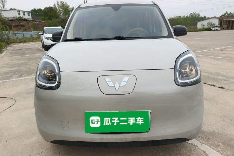 Used Wuling Hongguang MINIEV 2025 Four-Door Version Advanced Edition Front