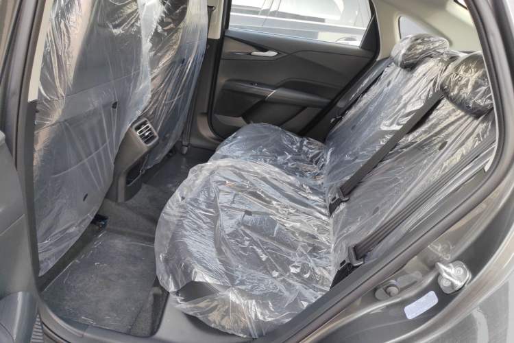 Used CHANGAN Eado 2025 Blue Whale 1.5T 500Bar Prestige Model
