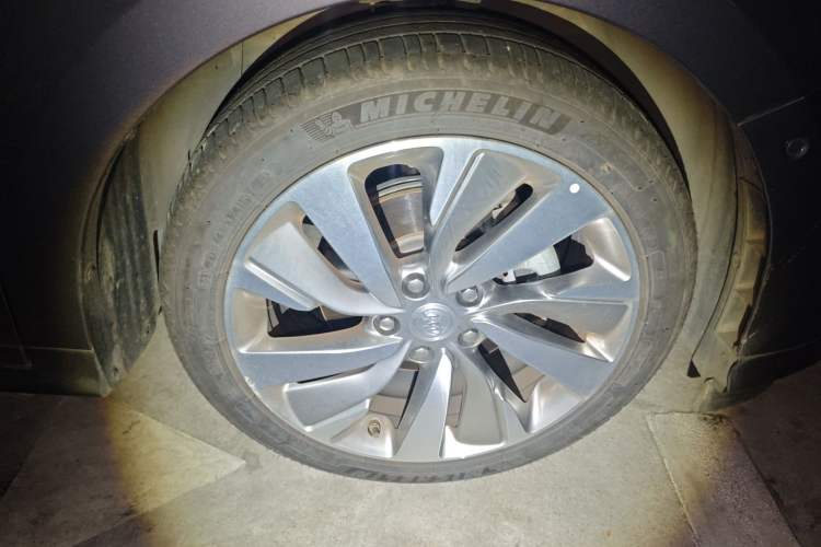 Used Buick Velite 6 2020 Plug-in Hybrid Connected Smart Model