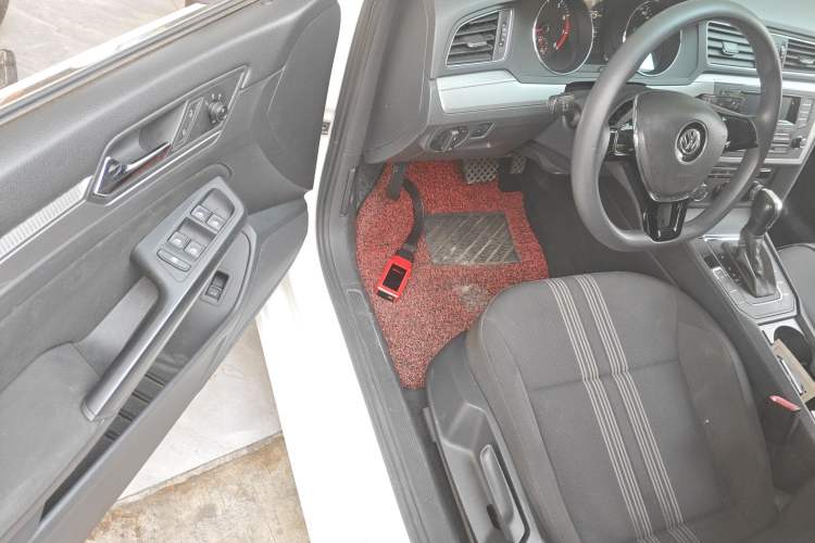 Used Volkswagen Lamando 2015 230TSI DSG Fashion Edition