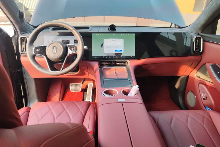 Used Hima AITO M8 2025 Extended-Range Max+ Version 53.4 kWh 6-Seater Edition
