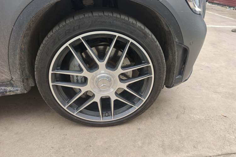 Used Mercedes-Benz GLC AMG 2022 AMG GLC 43 4MATIC Right Front Wheel Hub