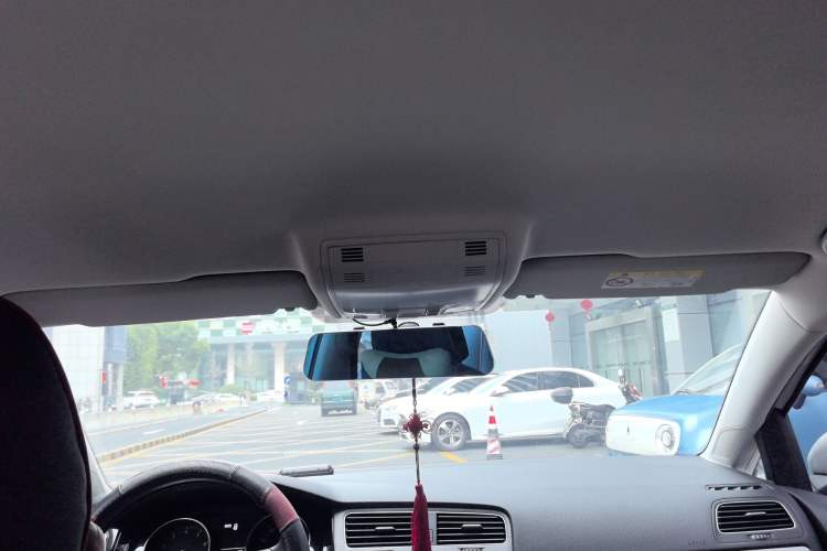 Used Volkswagen Golf 2018 1.6L Manual Fashion Edition