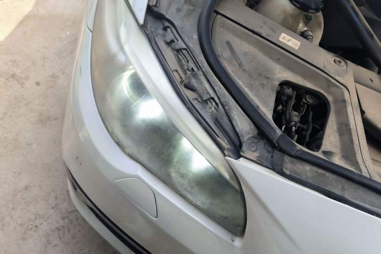 Used BMW 5 Series 2017 525Li Luxury Design Package Right Front Headlight