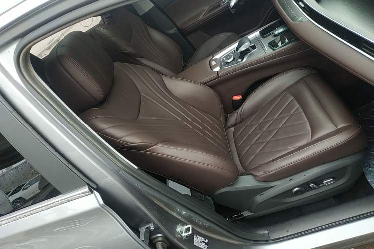 Used Chery Tiggo 8 PRO 2024 Champion Edition 390T Two-Wheel Drive Peak Version 5 Seats