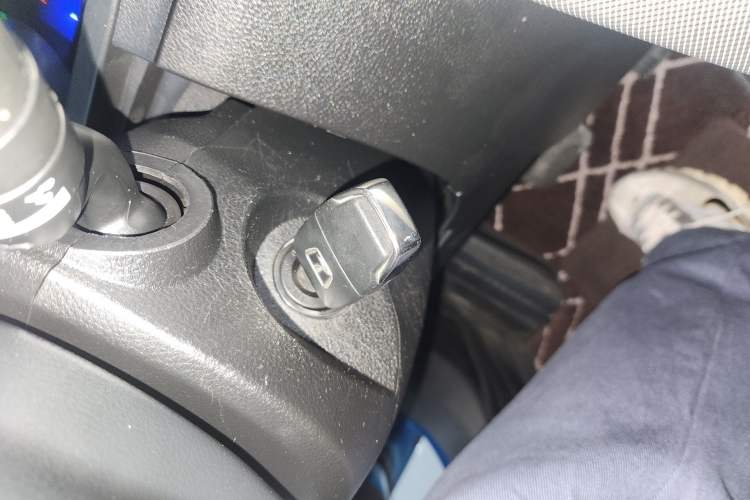 Used Luxgen U6 SUV 2015 1.8T Fashion Edition Vehicle Key