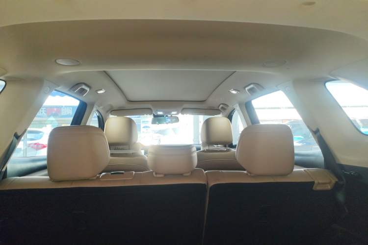 Used Landian E5 PLUS 2025 165 km Long-Range Version Pro 7-Seater
