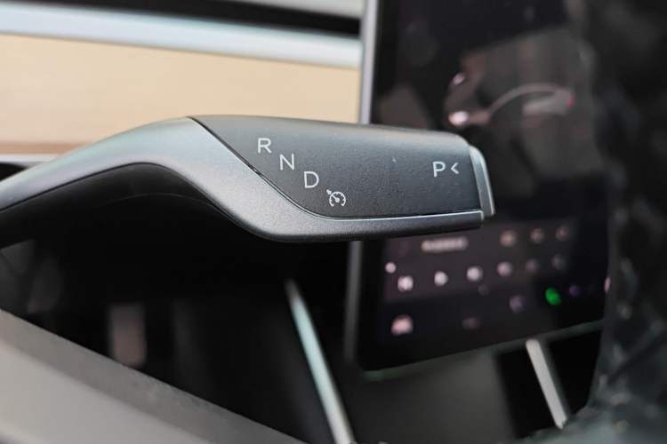 Used Tesla Model 3 (Import) 2019 Long-Range Rear-Wheel-Drive Version