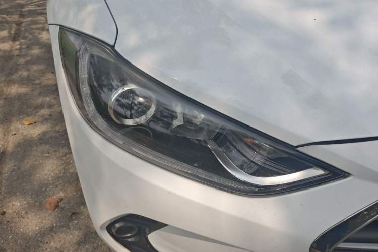 Used Hyundai Elantra (6th Generation / Lingdong) 2016 1.6L Automatic ZhiXuan – Elite Version Right Front Headlight