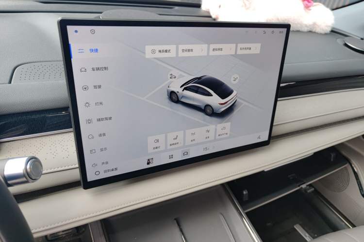 Used Geely Galaxy 8 2025 130km EM-i Deluxe Edition Audio And AC Panel