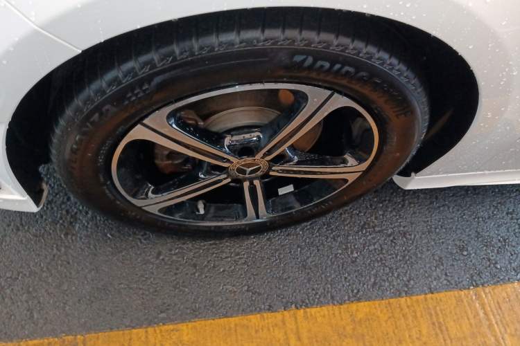 Used Mercedes-Benz A-Class 2022 Revised Version A 200 L Sport Sedan Fashionable Style Exterior 4